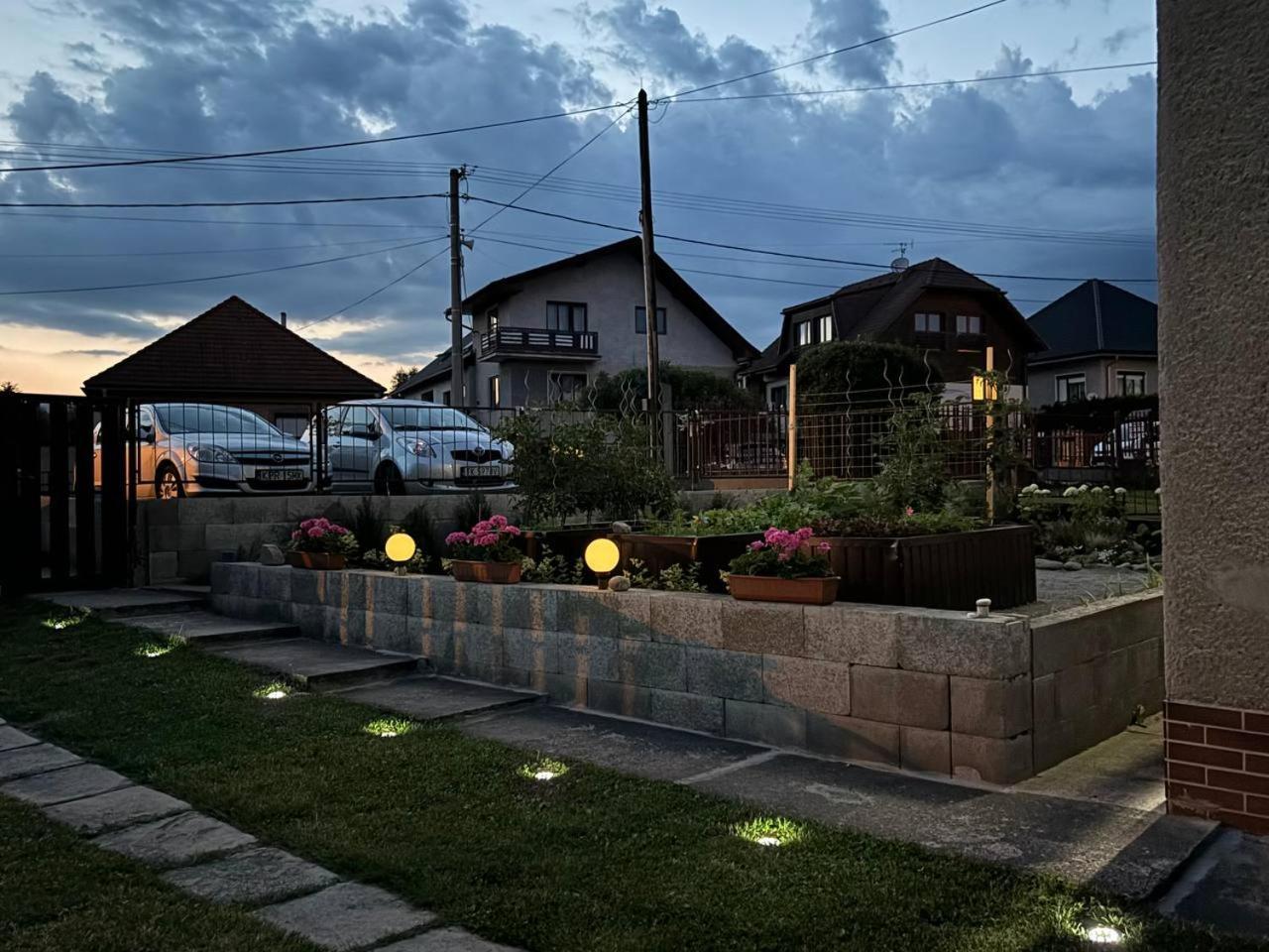 Vivi Apartments Liptovský Mikuláš Exterior foto